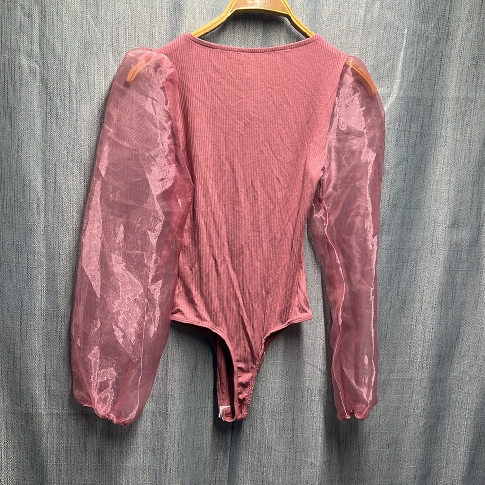 Simons Blue blush sheer sleeve pink body suit size small NWT - Picture 9 of 9